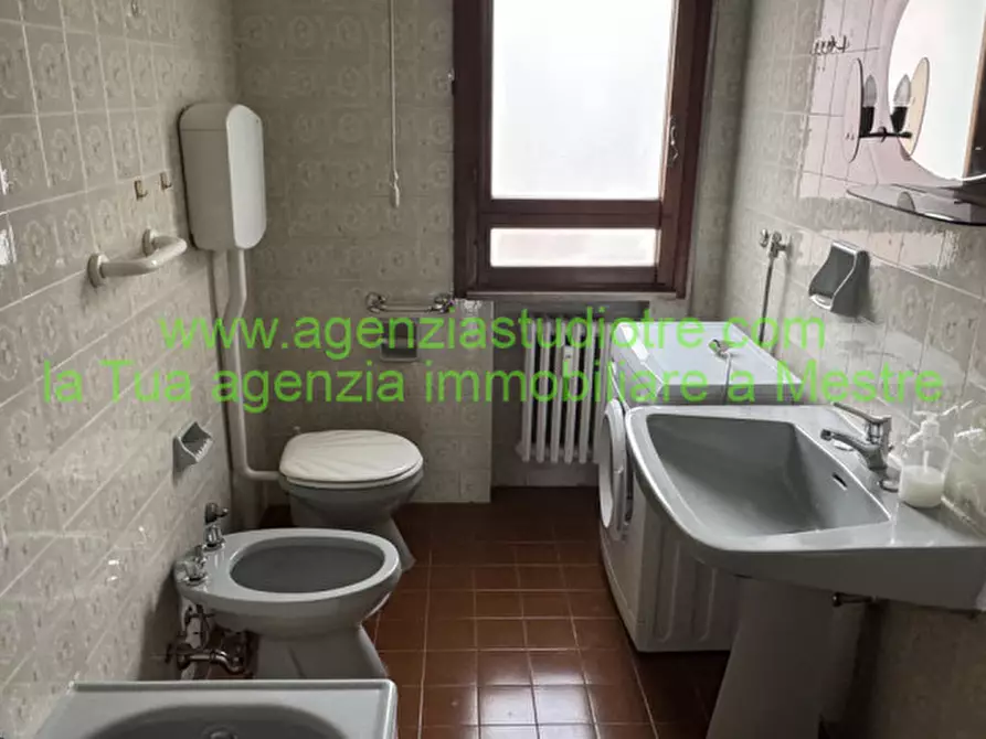 Immagine 24 di Appartamento in vendita  in Via Forte Marghera a Venezia