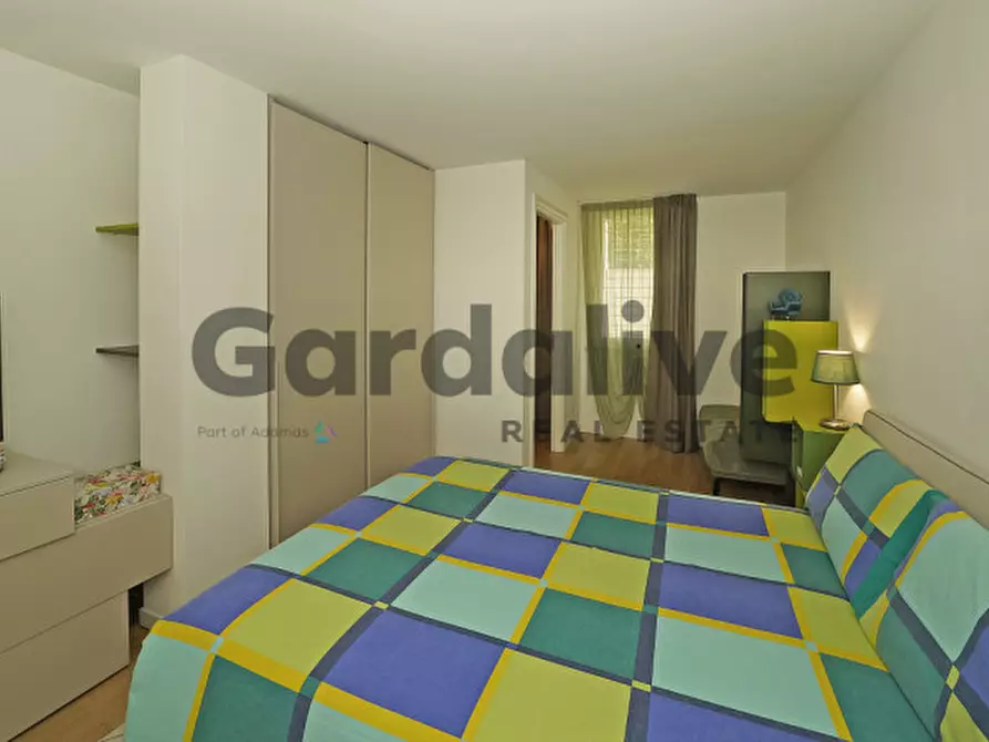 Immagine 20 di Villa in vendita  in via Miralago 1 a Peschiera Del Garda