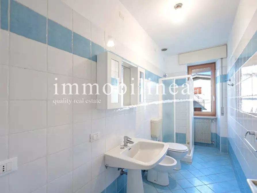 Immagine 25 di Appartamento in vendita  in Via Pai di Sotto a Torri Del Benaco