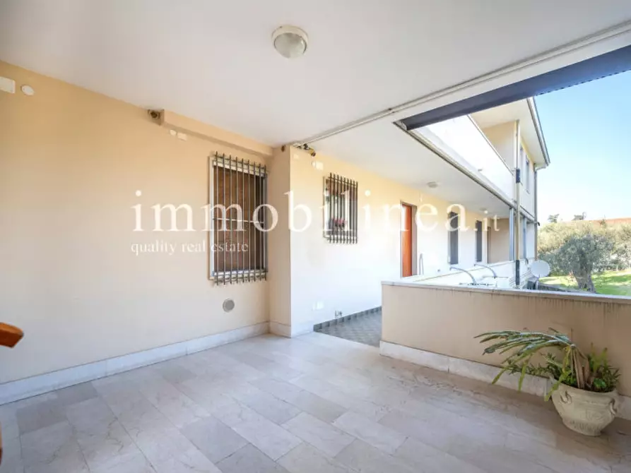 Immagine 32 di Appartamento in vendita  in Via Pai di Sotto a Torri Del Benaco