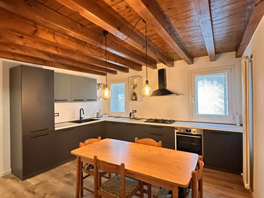 Immagine 3 di Villetta a schiera in vendita  in Via Corradini 146 a Thiene