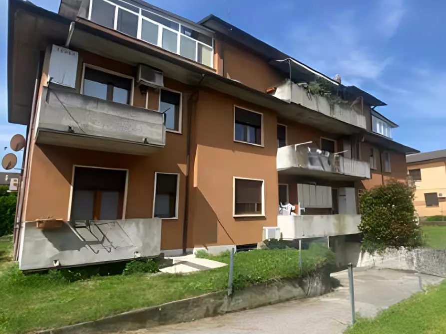 Immagine 3 di Appartamento in vendita  in Via Bologna 41 int. 3 a Torri Di Quartesolo