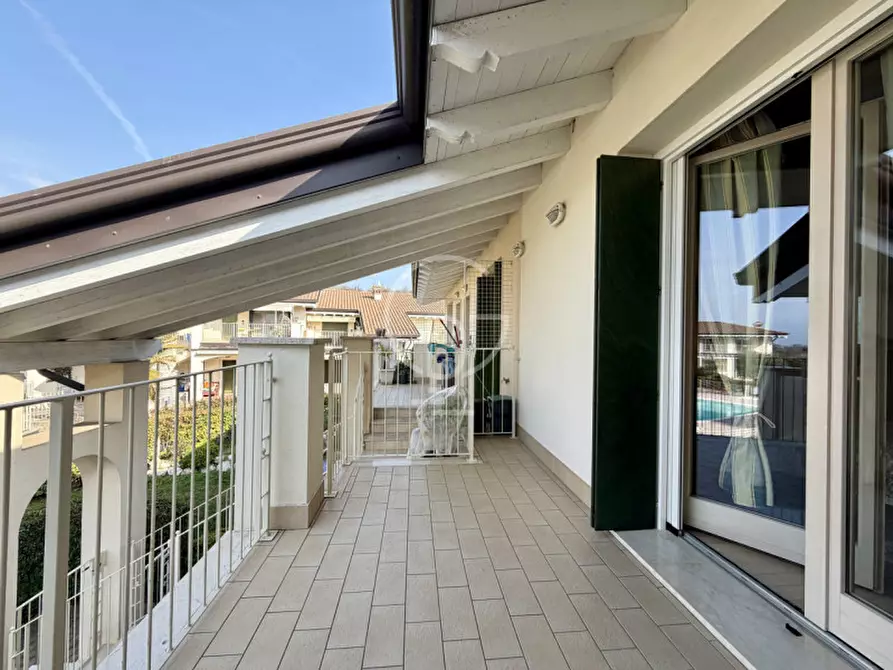 Immagine 22 di Villetta a schiera in vendita  in Via Schia a Lonato del Garda