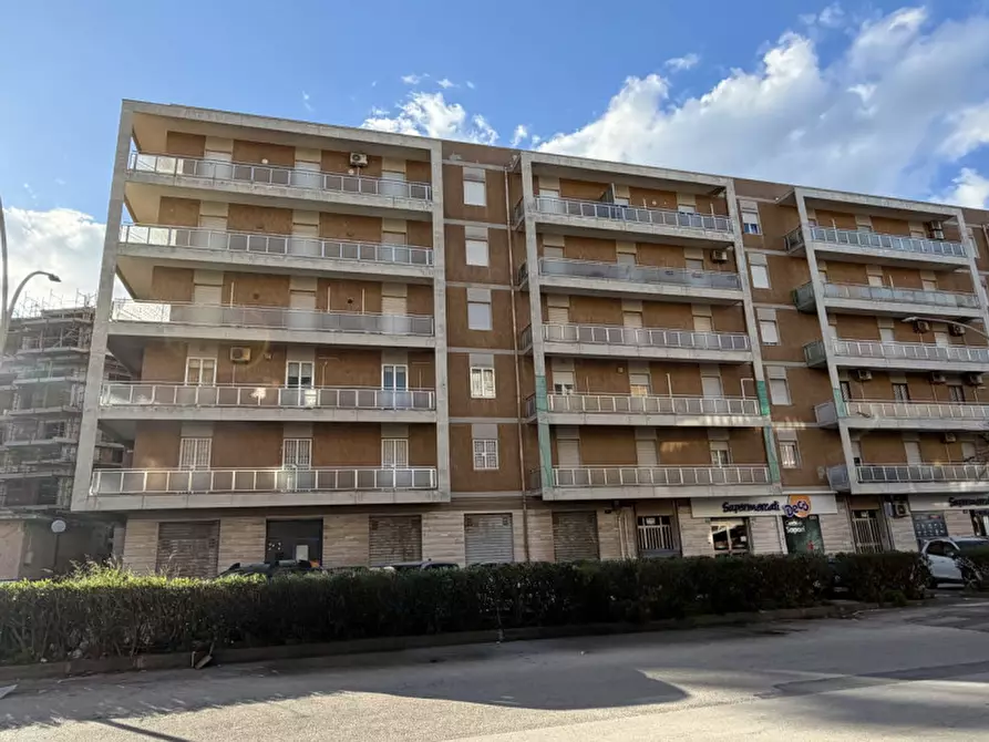 Immagine 2 di Appartamento in vendita  in Viale Algeri 11 a Siracusa