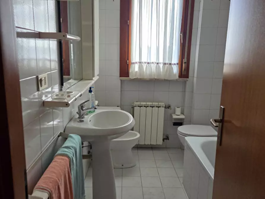 Immagine 23 di Attico in vendita  in Via di Valle Muricana 166 a Roma
