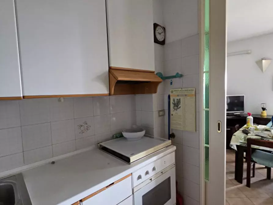 Immagine 35 di Attico in vendita  in Via di Valle Muricana 166 a Roma