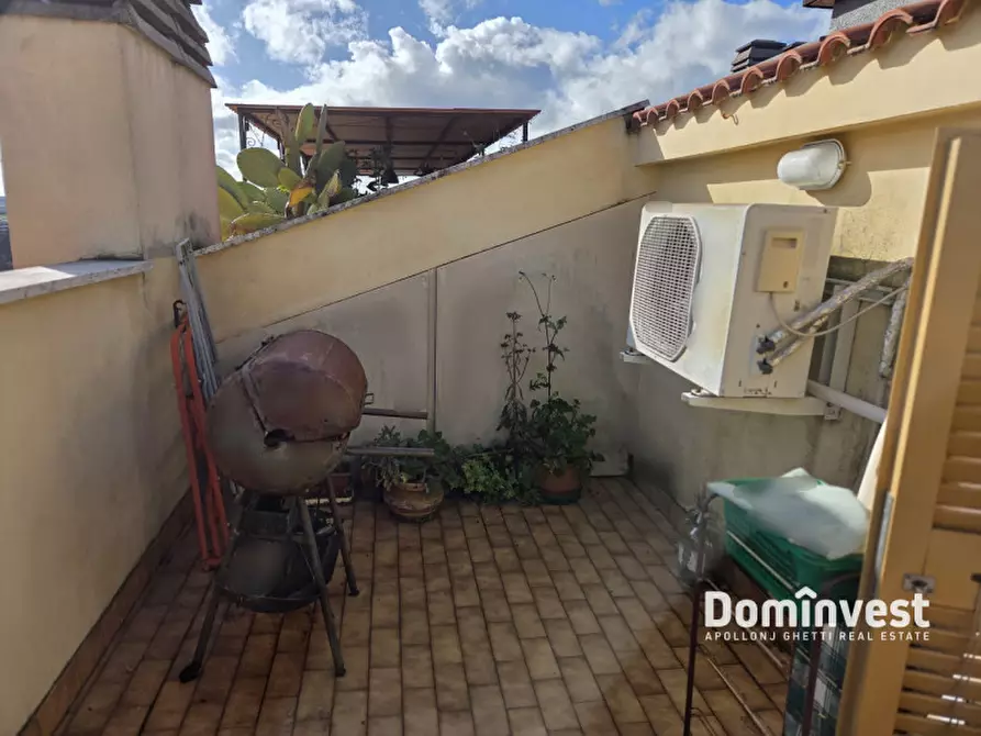 Immagine 37 di Attico in vendita  in Via di Valle Muricana 166 a Roma
