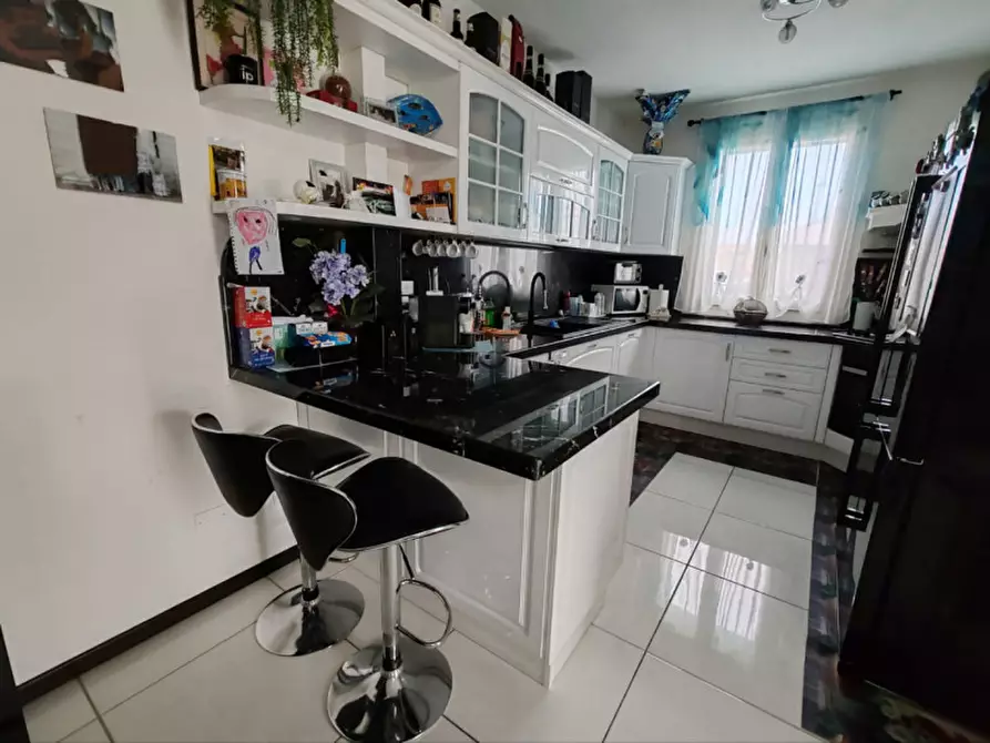 Immagine 10 di Villetta a schiera in vendita  a Giacciano Con Baruchella