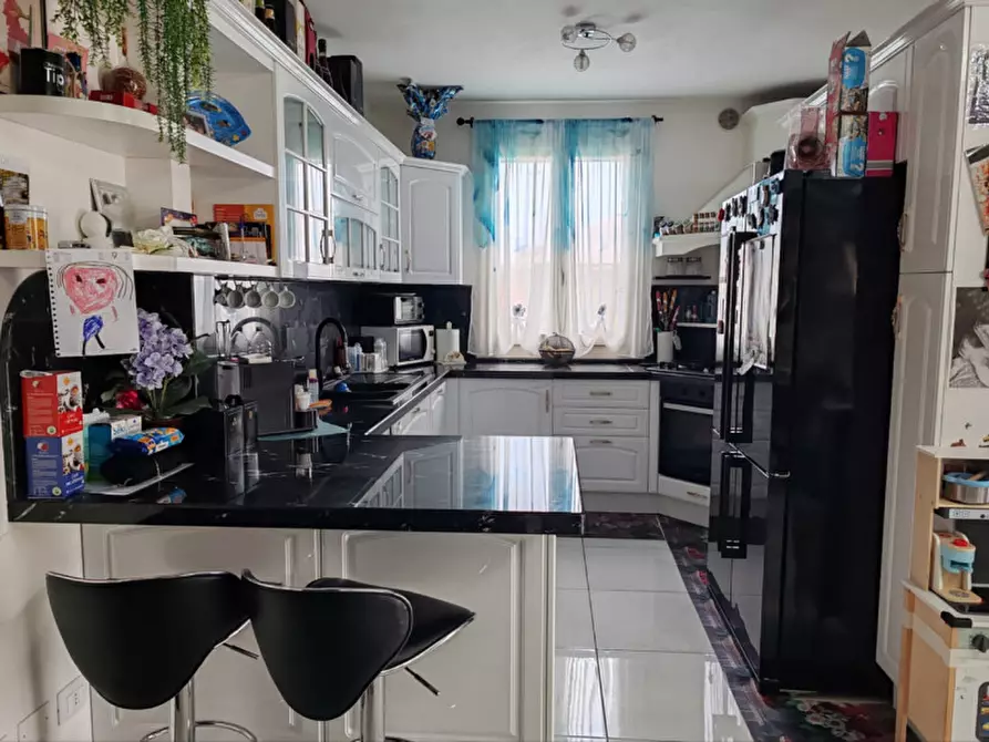 Immagine 11 di Villetta a schiera in vendita  a Giacciano Con Baruchella