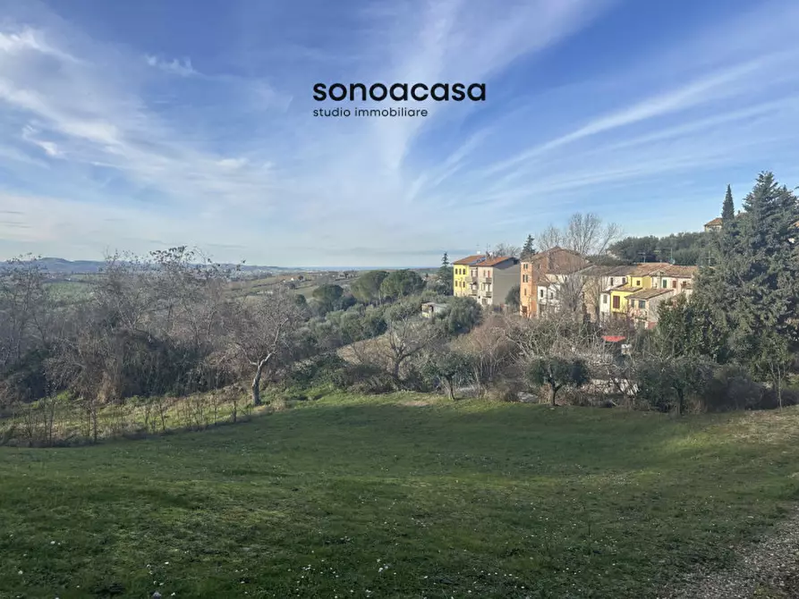 Immagine 10 di Terreno in vendita  in Via Palmiro Togliatti a San Costanzo