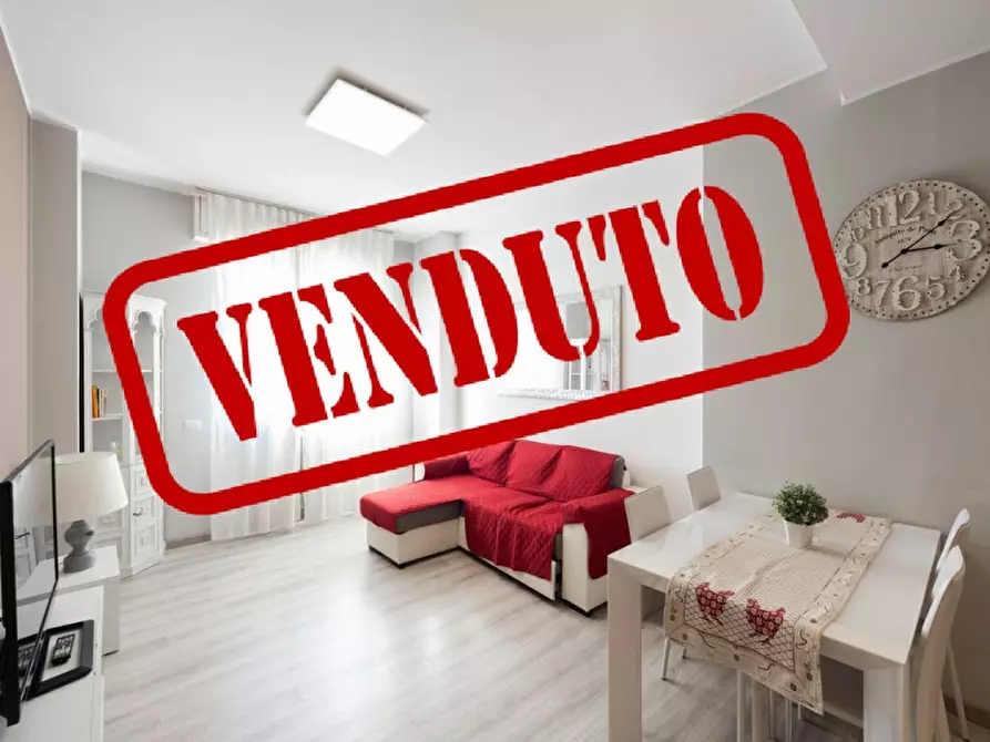 Immagine 1 di Appartamento in vendita  in Via Carlo Amati 90 a Monza