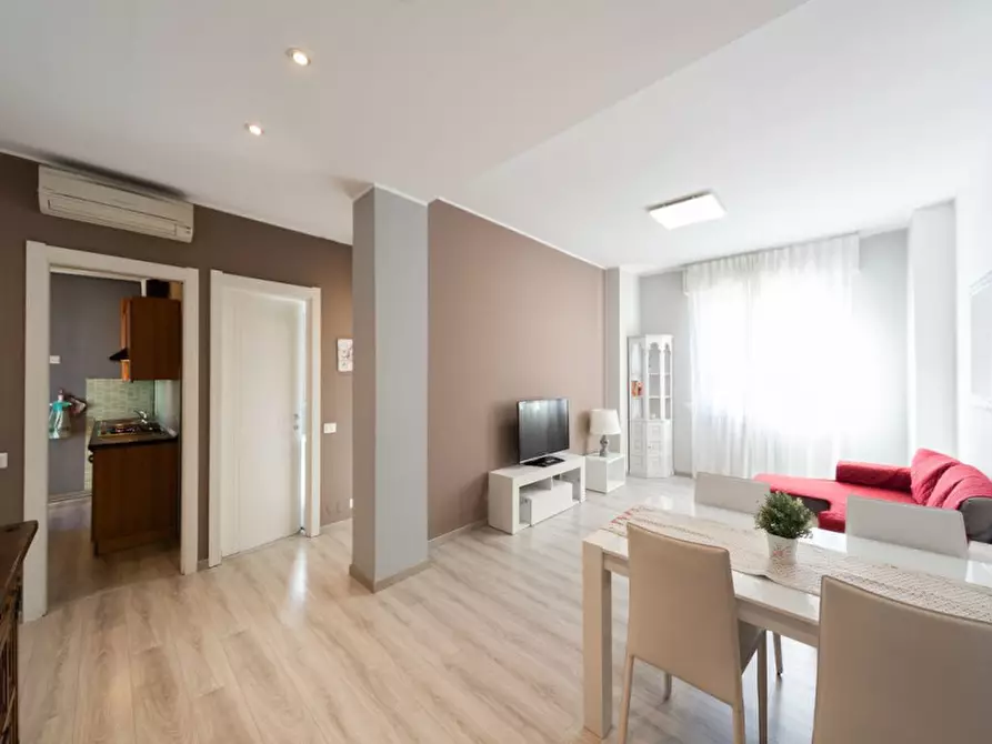 Immagine 3 di Appartamento in vendita  in Via Carlo Amati 90 a Monza