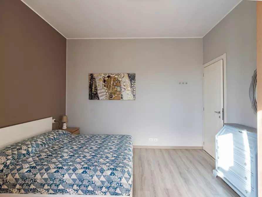 Immagine 10 di Appartamento in vendita  in Via Carlo Amati 90 a Monza