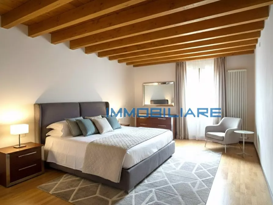 Immagine 3 di Appartamento in vendita  in schio a Schio