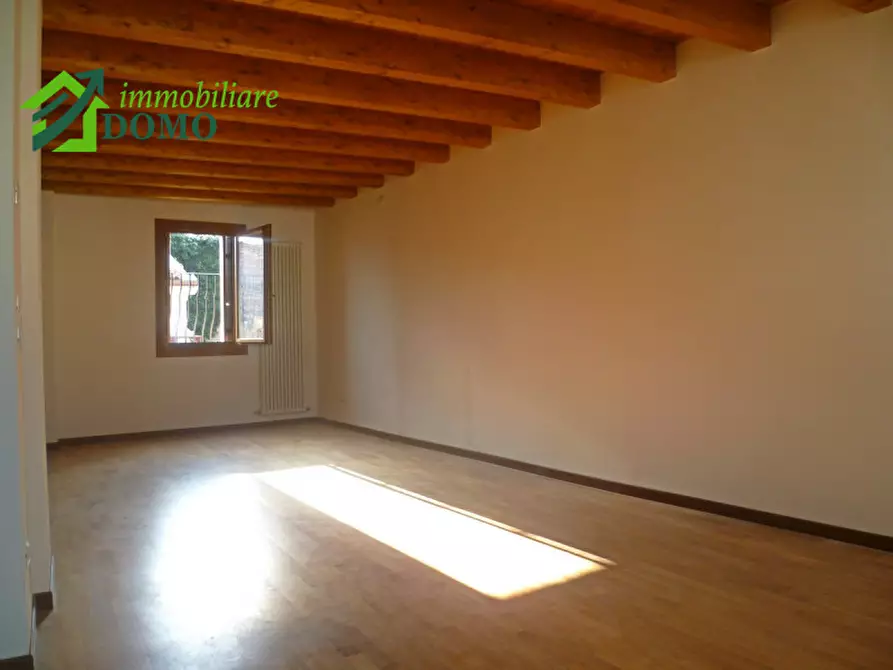 Immagine 6 di Appartamento in vendita  in schio a Schio