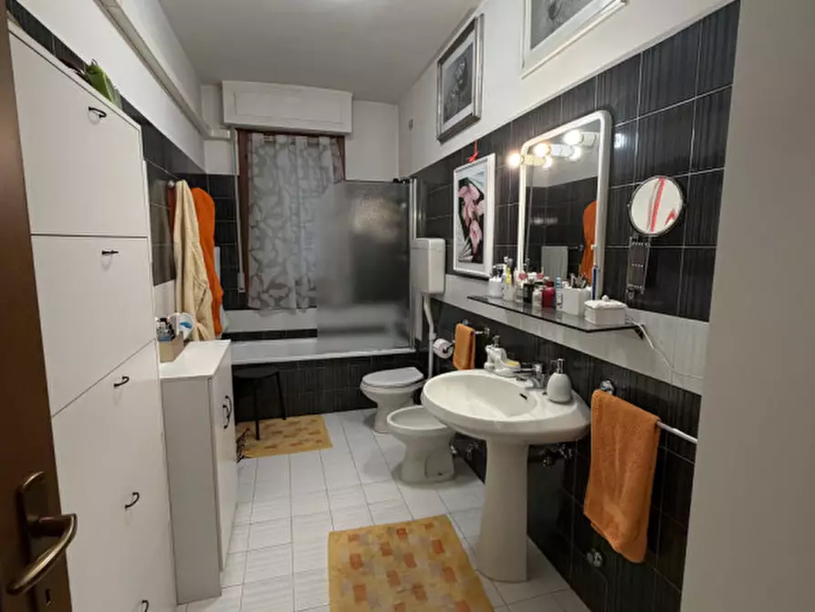 Immagine 18 di Appartamento in vendita  a Prato