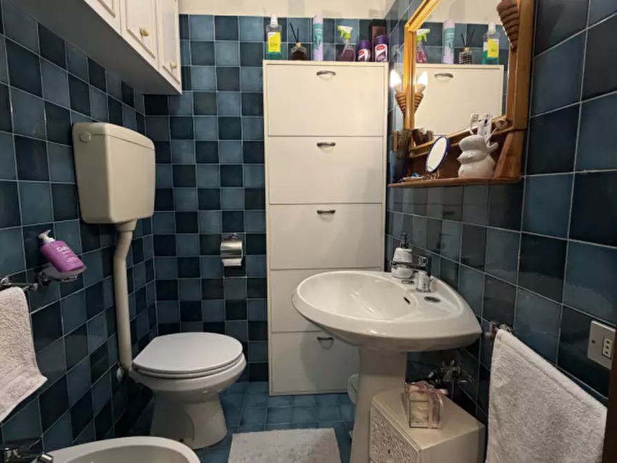 Immagine 30 di Appartamento in vendita  a Prato