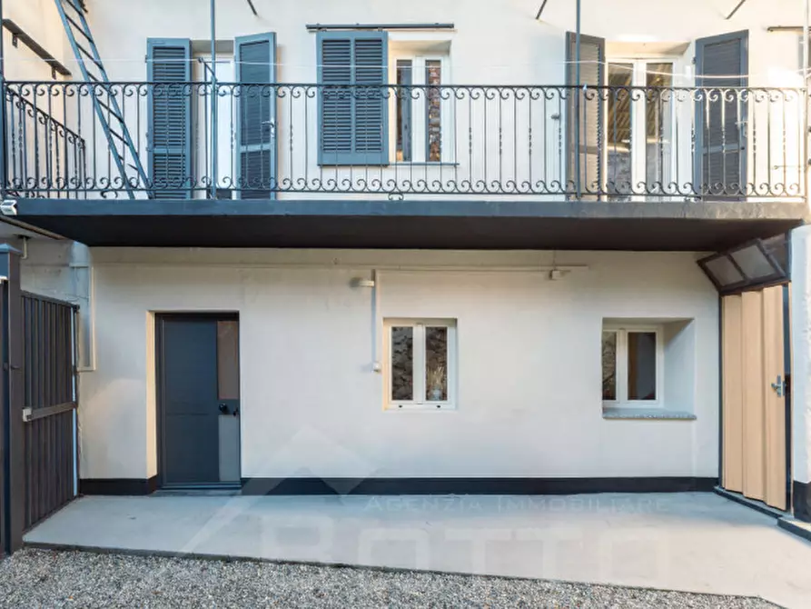 Immagine 13 di Appartamento in vendita  in piazza martiri a Borgomanero