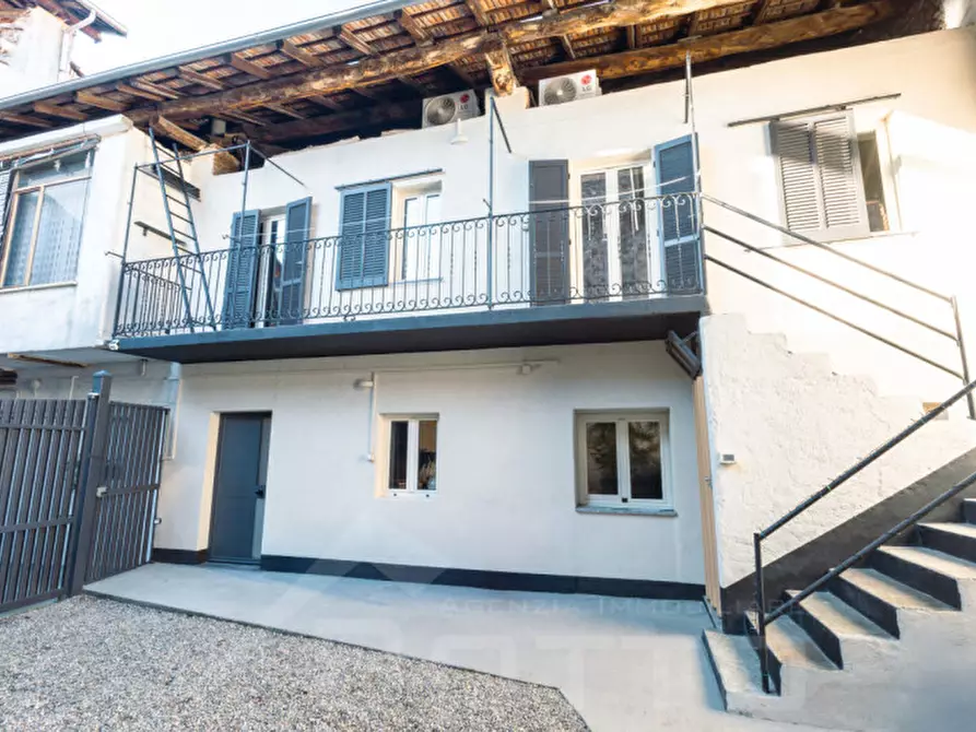 Immagine 15 di Appartamento in vendita  in piazza martiri a Borgomanero