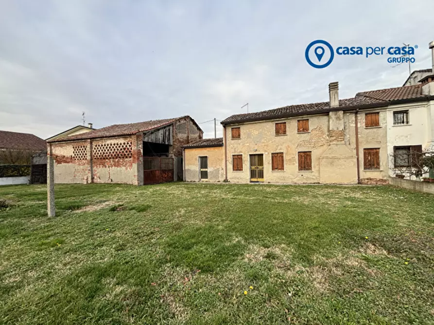 Immagine 8 di Villetta a schiera in vendita  in Via Giotto, 13 a Rovigo