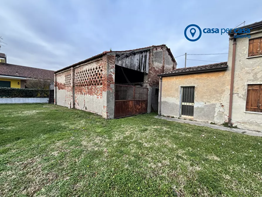 Immagine 12 di Villetta a schiera in vendita  in Via Giotto, 13 a Rovigo