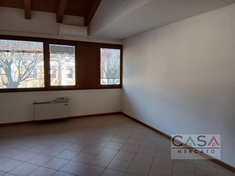 Immagine 6 di Ufficio in vendita  in Borgo Coricama a Maniago