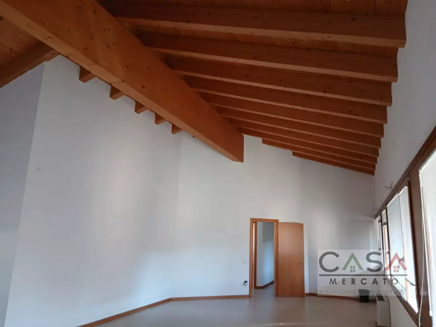 Immagine 9 di Ufficio in vendita  in Borgo Coricama a Maniago