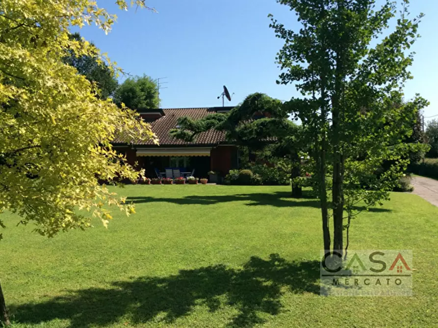 Immagine 14 di Villa in vendita  in Via Pionieri dell'Aria a Roveredo In Piano