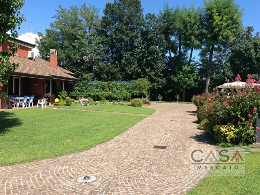 Immagine 19 di Villa in vendita  in Via Pionieri dell'Aria a Roveredo In Piano