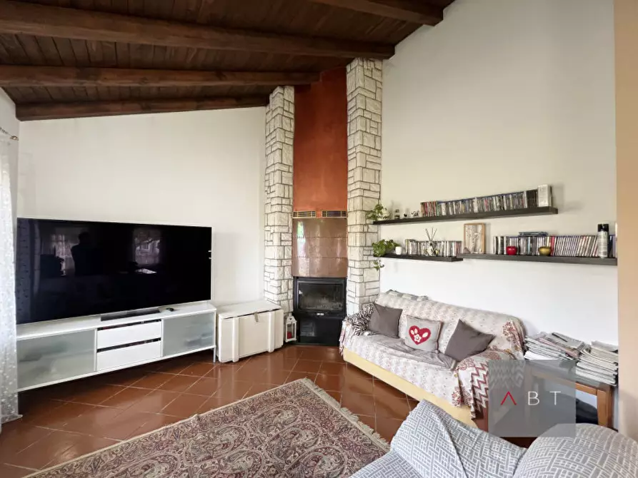 Immagine 3 di Casa bifamiliare in vendita  a Loreggia