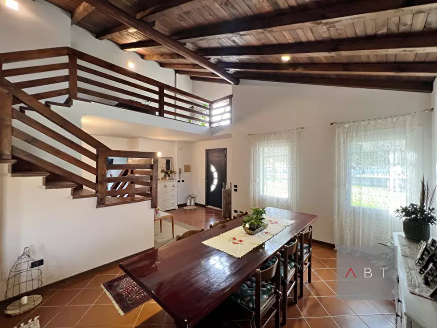 Immagine 5 di Casa bifamiliare in vendita  a Loreggia