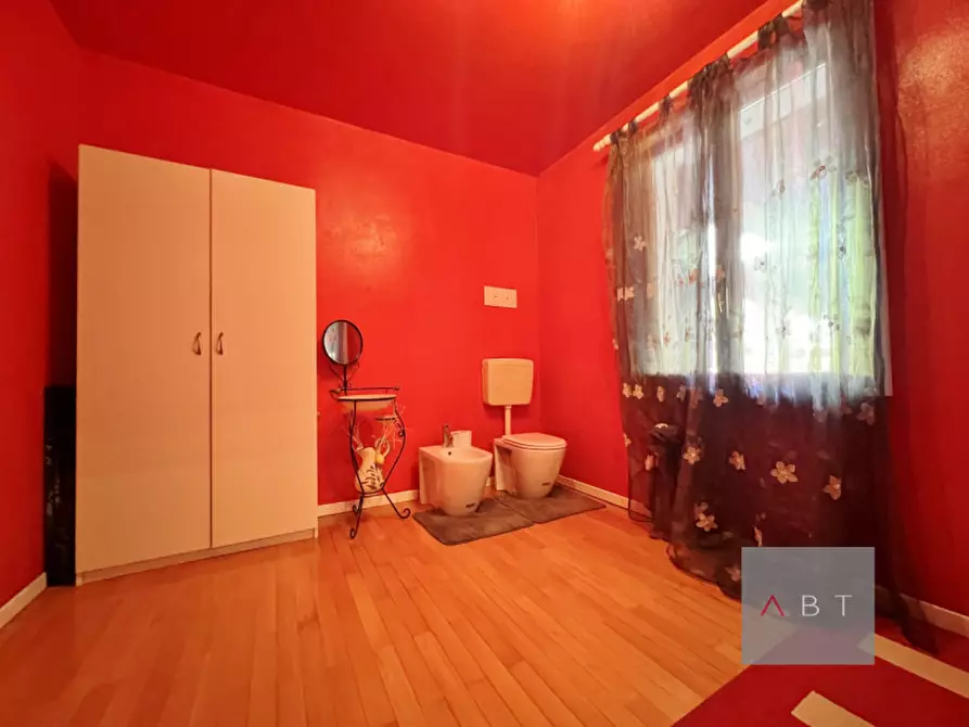 Immagine 10 di Casa bifamiliare in vendita  a Loreggia