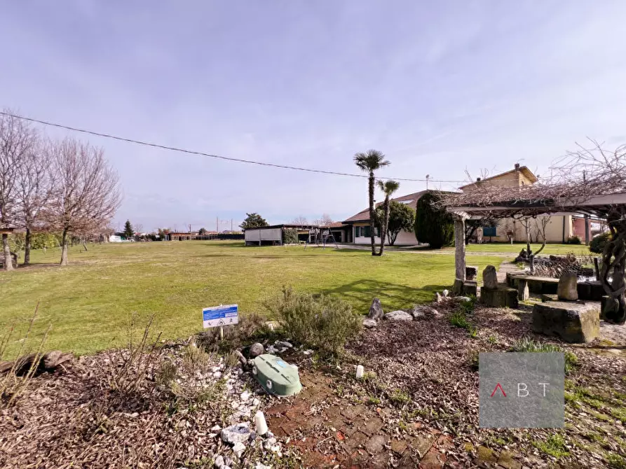 Immagine 22 di Casa bifamiliare in vendita  a Loreggia