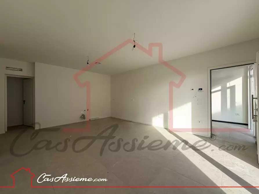 Immagine 4 di Appartamento in vendita  a Rossano Veneto