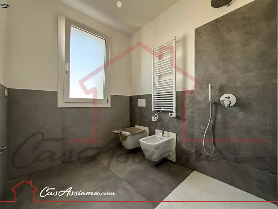 Immagine 11 di Appartamento in vendita  a Rossano Veneto