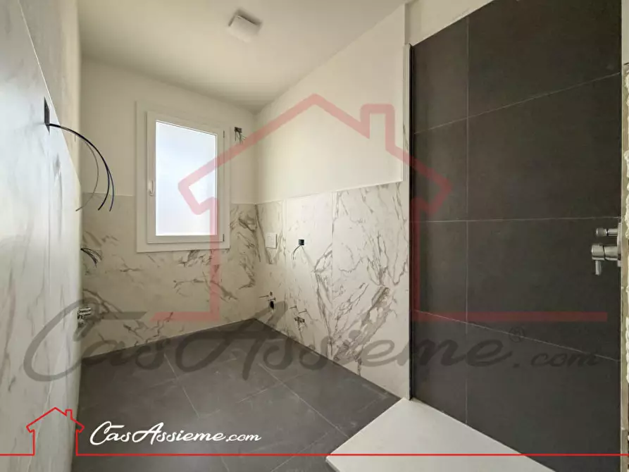 Immagine 17 di Appartamento in vendita  a Rossano Veneto