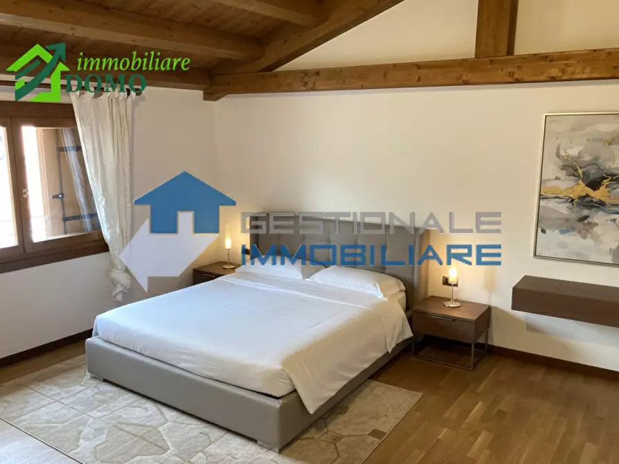 Immagine 7 di Appartamento in vendita  in schio a Schio