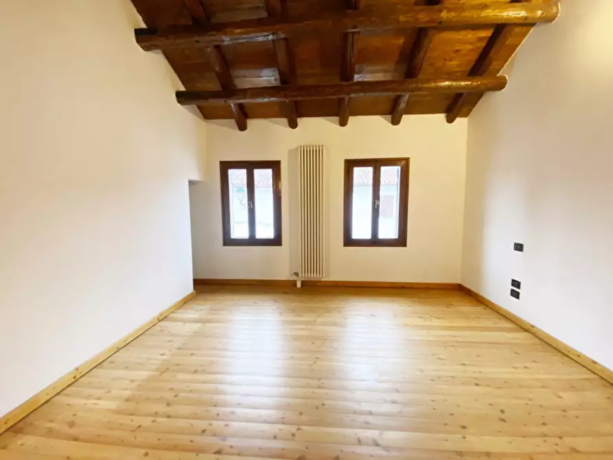 Immagine 15 di Villetta a schiera in vendita  in Via Cesare Battisti a Carbonera