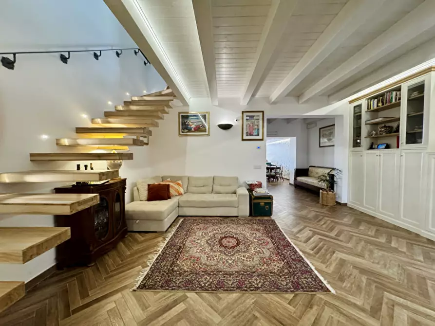 Immagine 4 di Casa indipendente in vendita  in Via Addolorata a Milazzo