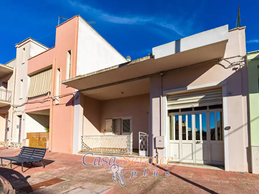 Immagine 4 di Casa indipendente in vendita  in Via Grassi a Sannicola