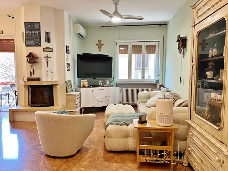 Immagine 3 di Appartamento in vendita  in Viale Giosuè Carducci a Vicenza