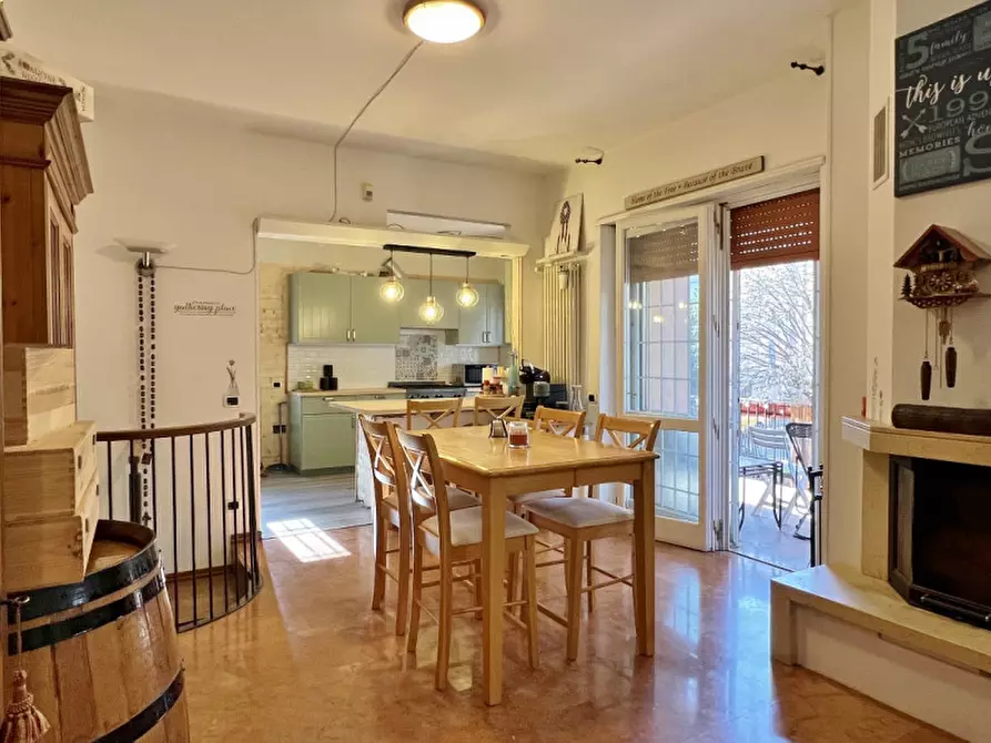 Immagine 4 di Appartamento in vendita  in Viale Giosuè Carducci a Vicenza