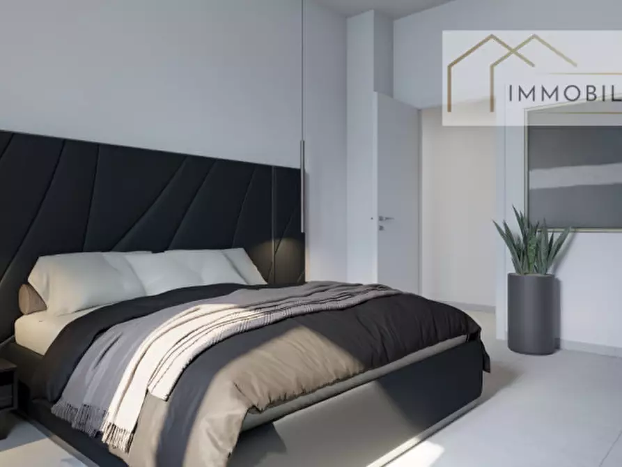 Immagine 9 di Appartamento in vendita  in Via Pier Fortunato Calvi 39 a Torino