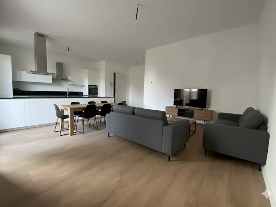 Immagine 5 di Appartamento in vendita  in Via Giuliano Ziggiotti a Vicenza