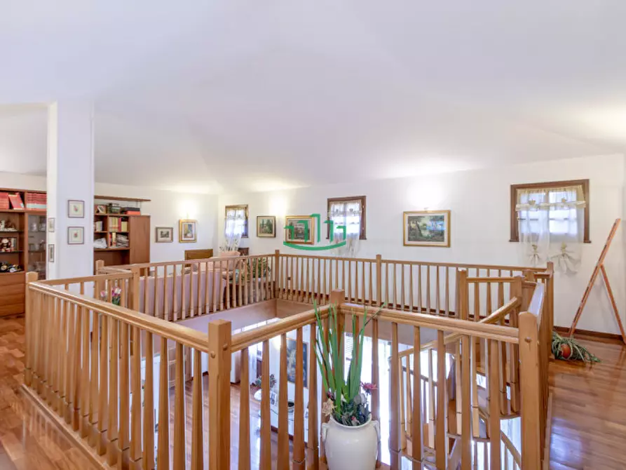 Immagine 18 di Casa bifamiliare in vendita  in via toscana a Bologna