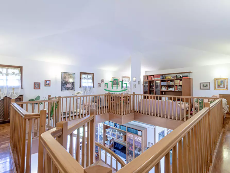 Immagine 19 di Casa bifamiliare in vendita  in via toscana a Bologna