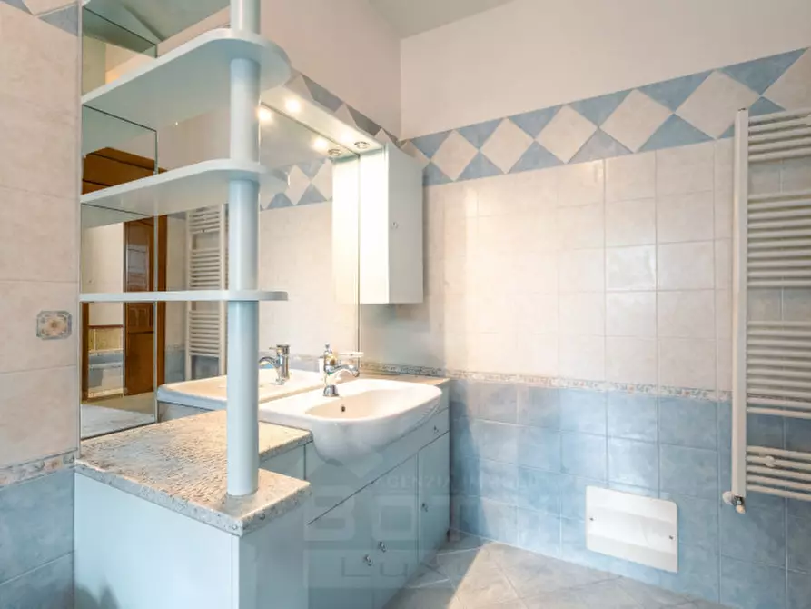 Immagine 12 di Villetta a schiera in vendita  in via canova 18 a Invorio