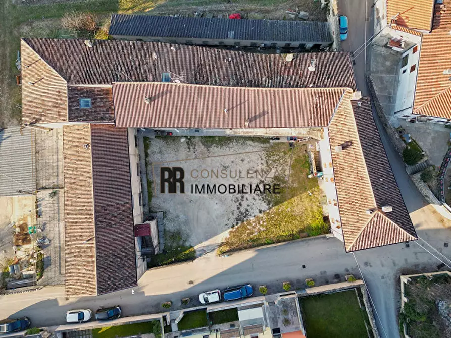 Immagine 1 di Casa indipendente in vendita  in Via Valpolicella a Verona