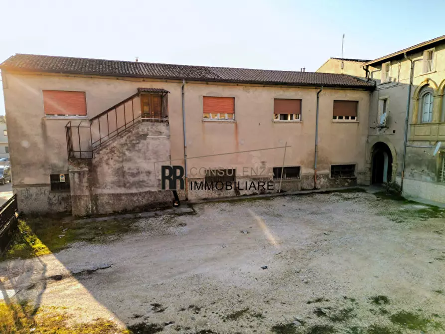 Immagine 5 di Casa indipendente in vendita  in Via Valpolicella a Verona