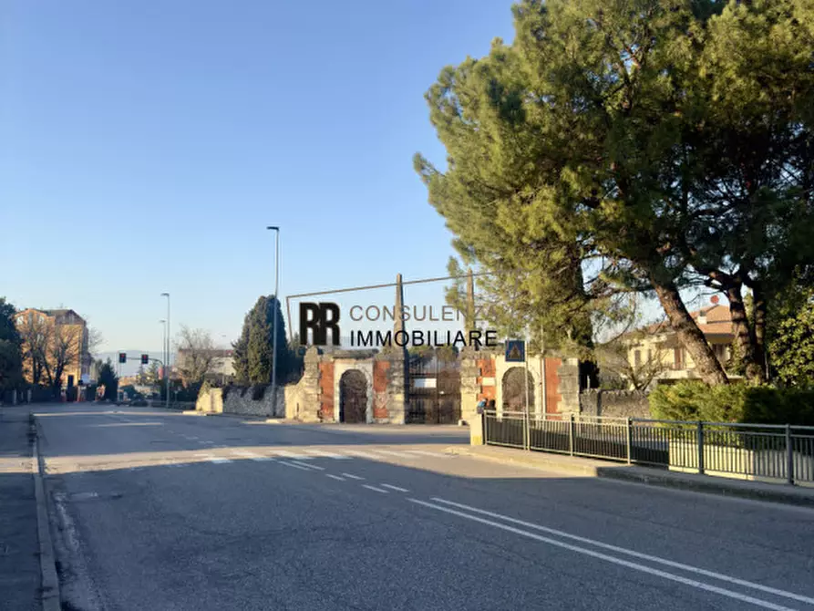 Immagine 9 di Casa indipendente in vendita  in Via Valpolicella a Verona